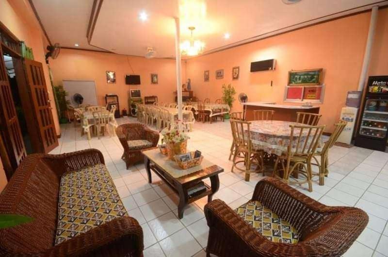William Hearts Pension Puerto Princesa Eksteriør bilde