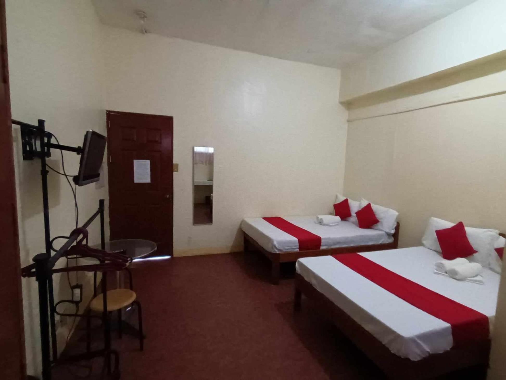 William Hearts Pension Puerto Princesa Eksteriør bilde